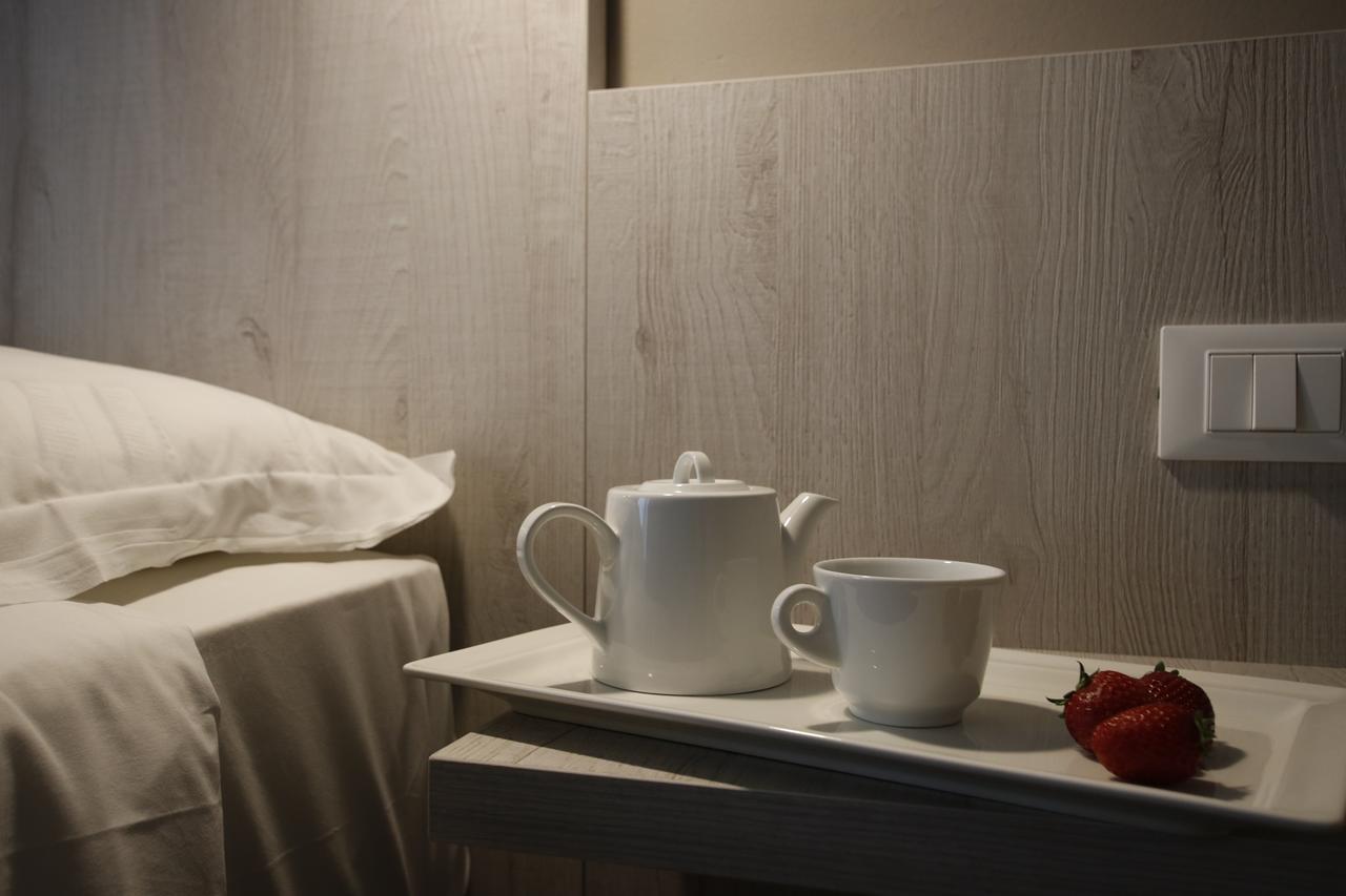 Hotel Terme Di Frasassi Дженга Екстериор снимка